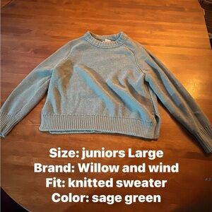 Willow and Wind Women's Sage Green Knitted Sweater